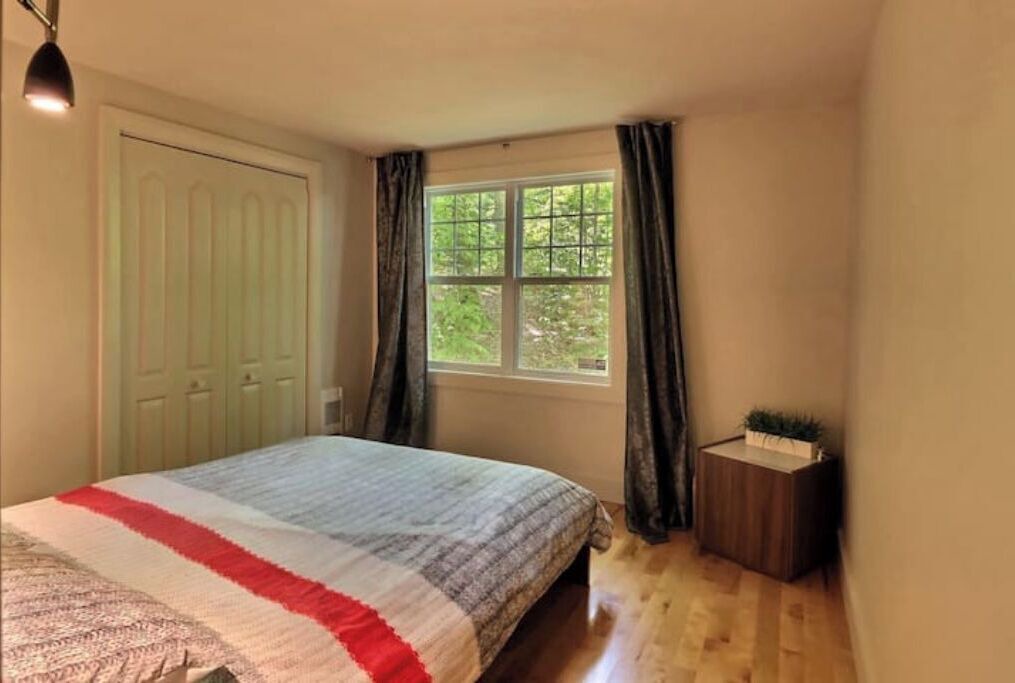 Photo of Bedroom in Rawdon