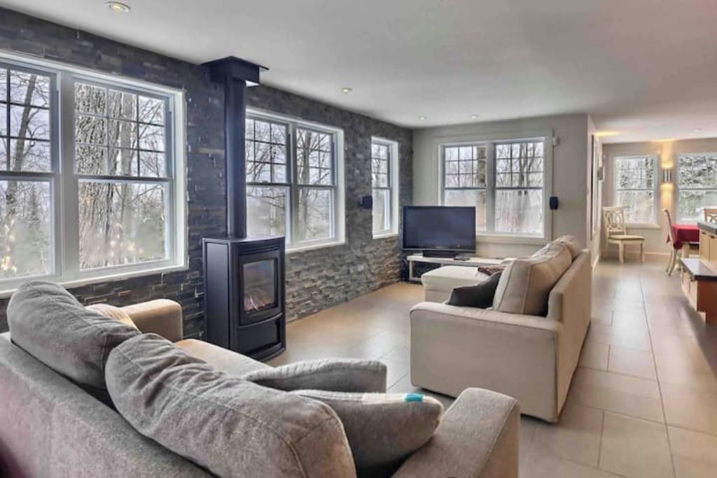 Photo of Livingroom in Rawdon