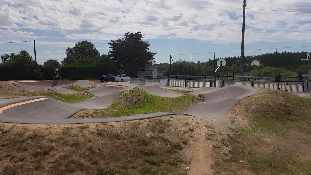 Photo of Outdoor in Thehillac