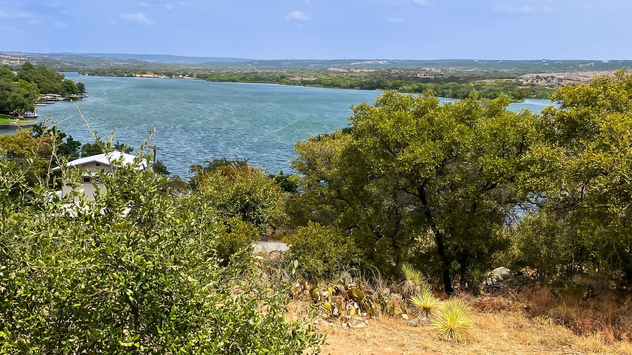 Photo of Others in Buchanan Dam