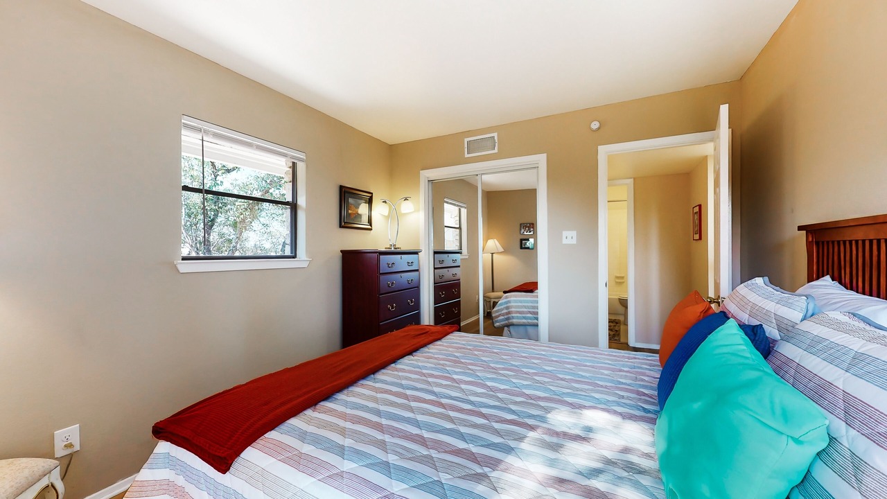 Photo of Bedroom in Buchanan Dam