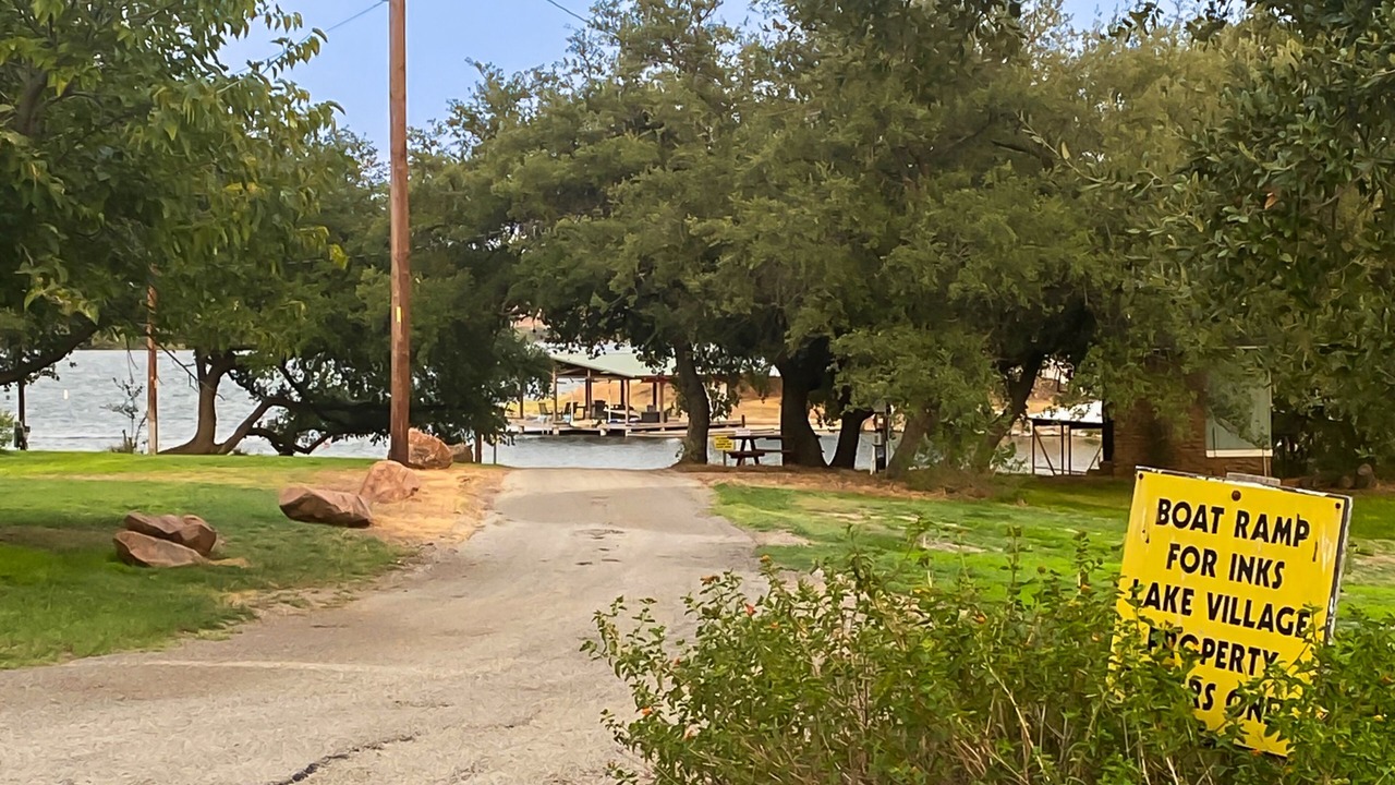 Photo of Outdoor in Buchanan Dam