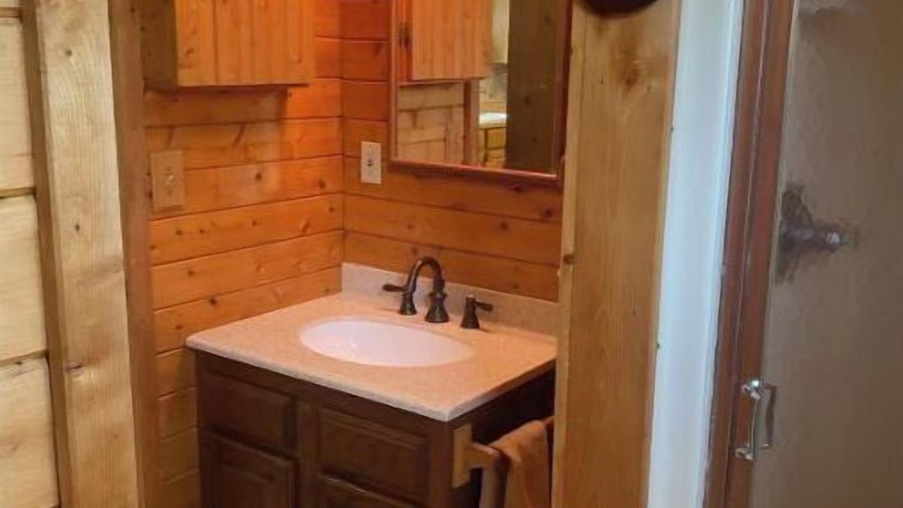 Photo of Bathroom in Iron Mountain