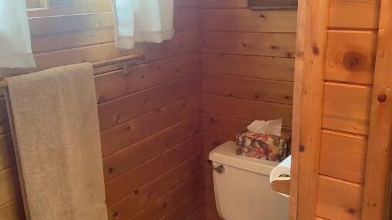 Photo of Bathroom in Iron Mountain