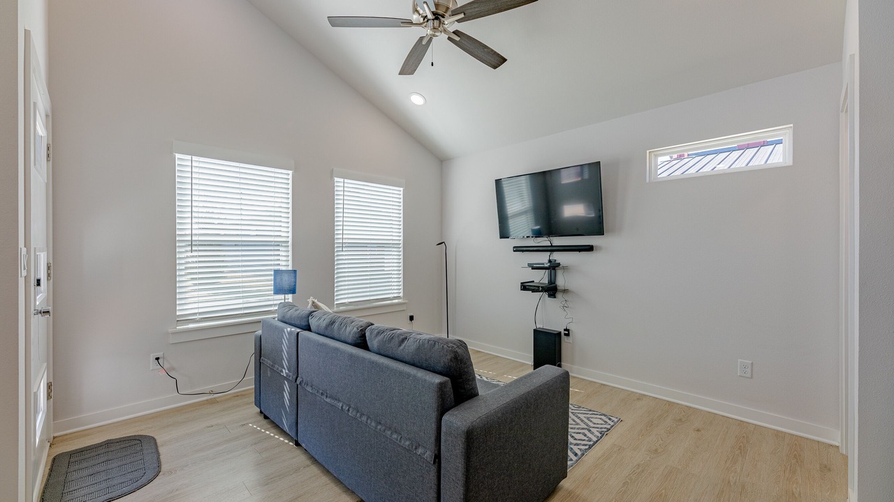 Photo of Livingroom in Centerton