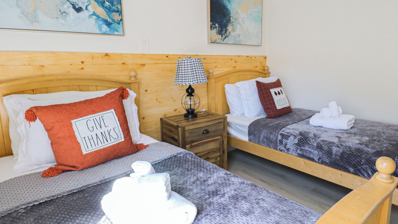 Photo of Bedroom in Burbank