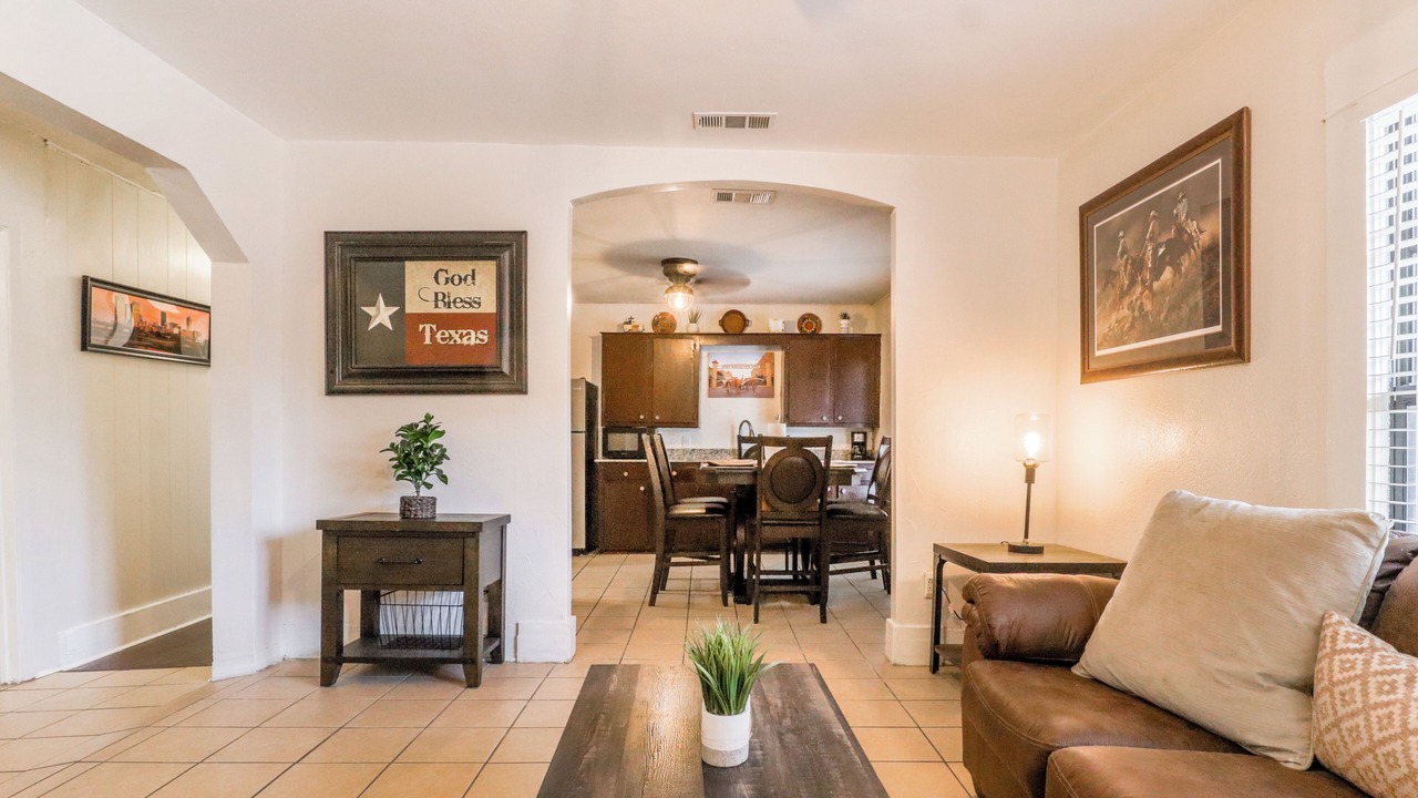 Photo of Livingroom in Fort Worth