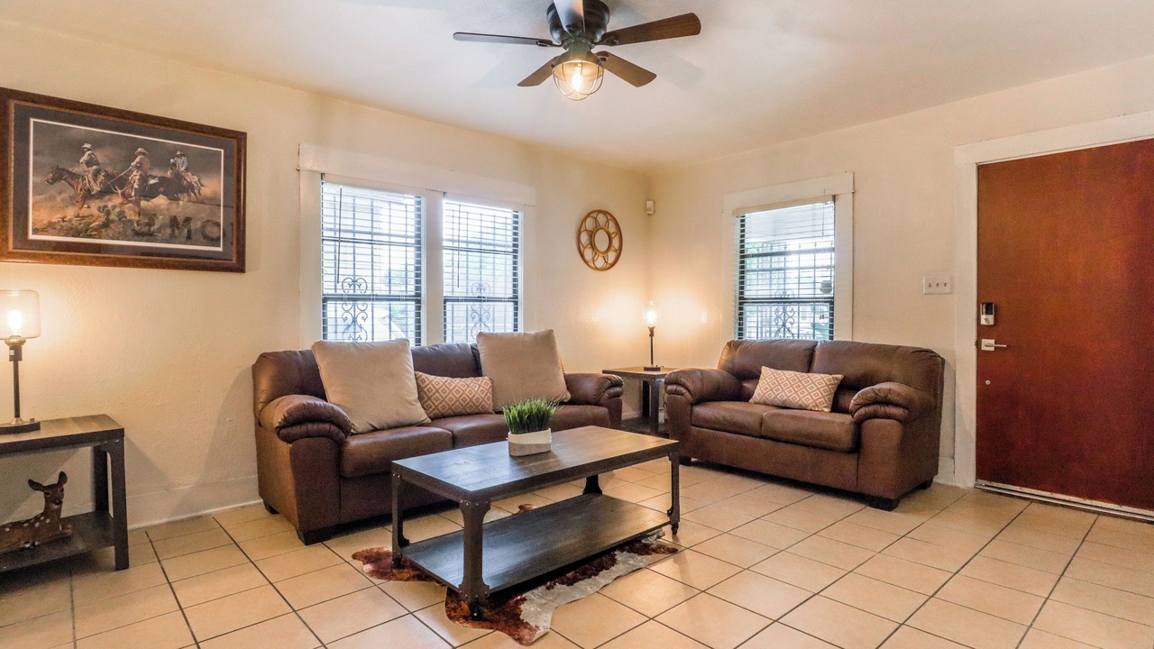 Photo of Livingroom in Fort Worth