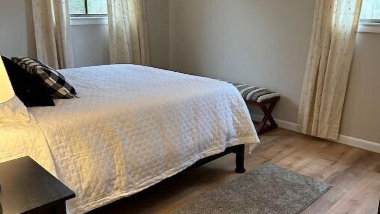 Photo of Bedroom in Bristol