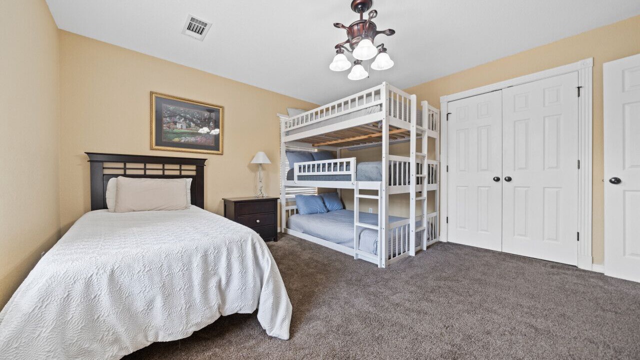 Photo of Bedroom in Russellville