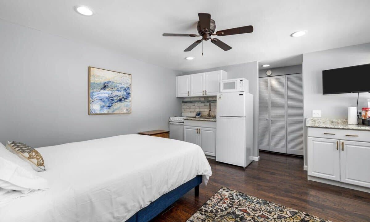 Photo of Others in Imperial