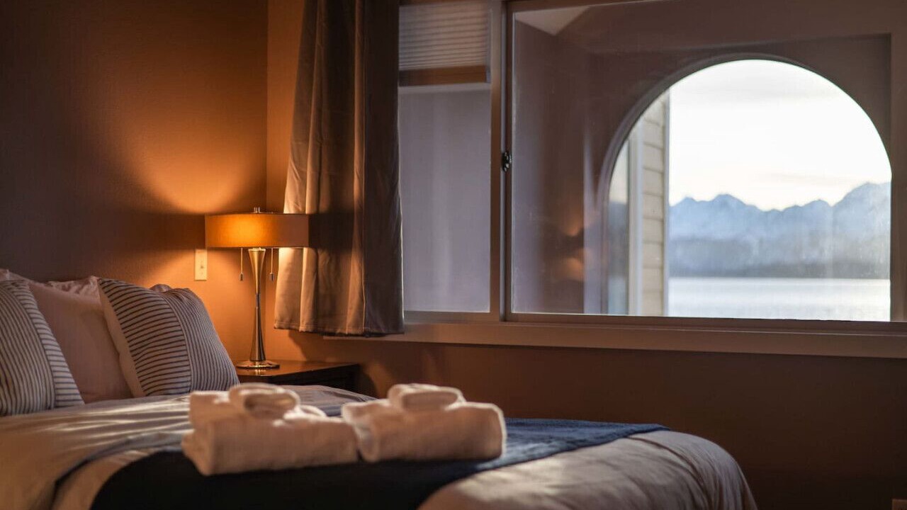 Photo of Bedroom in Homer