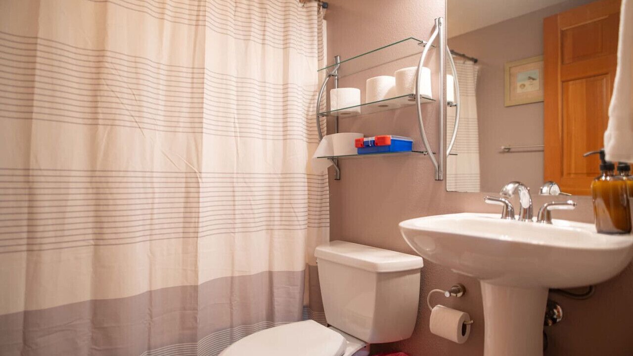 Photo of Bathroom in Homer