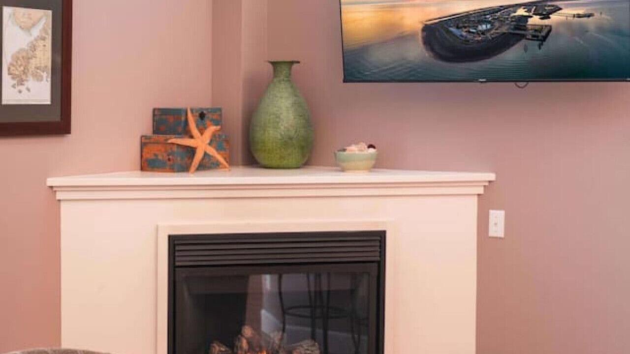 Photo of Livingroom in Homer