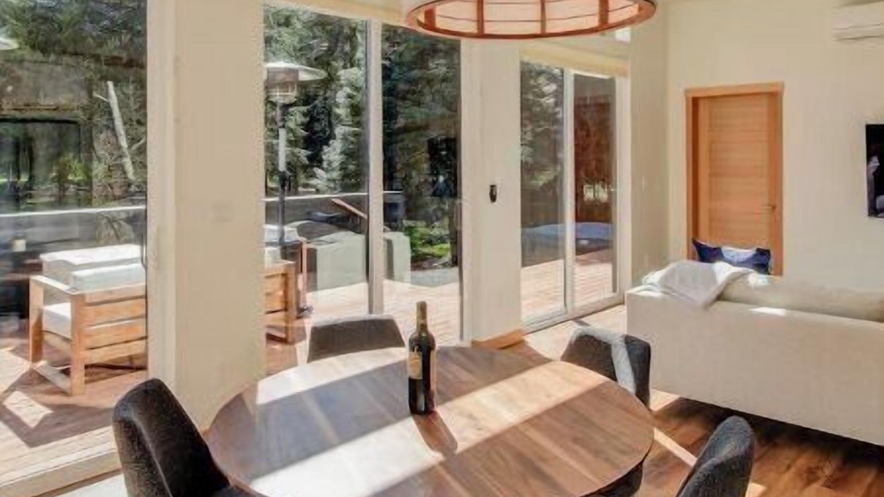 Photo of Others in Randle