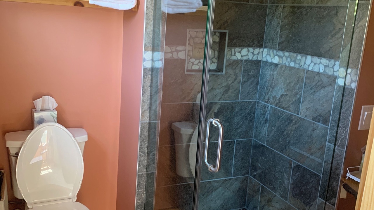 Photo of Bathroom in Bellefonte