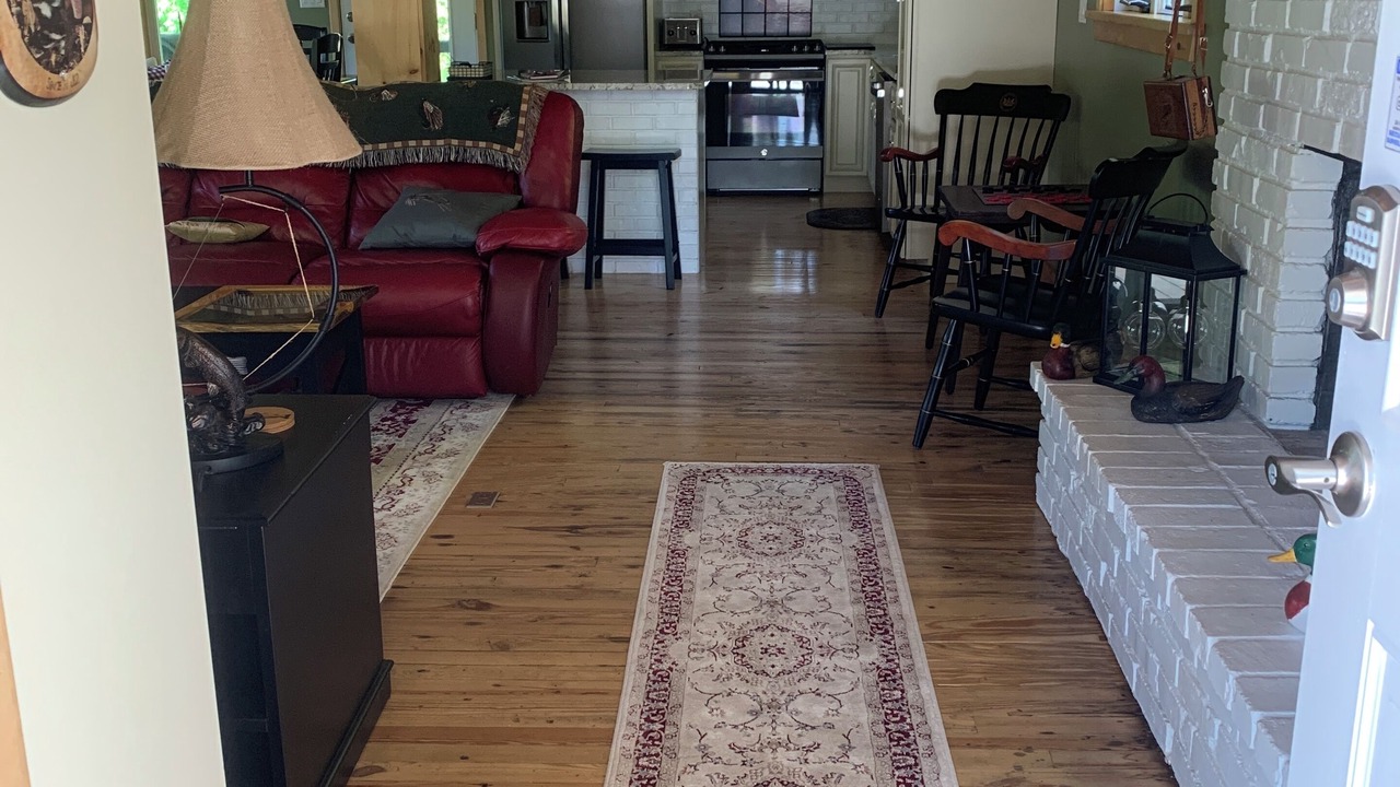 Photo of Livingroom in Bellefonte