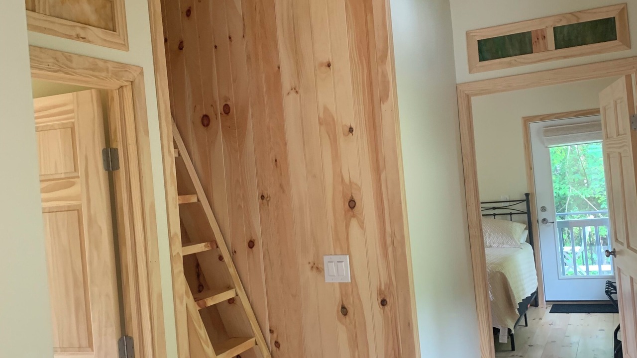 Photo of Bedroom in Bellefonte