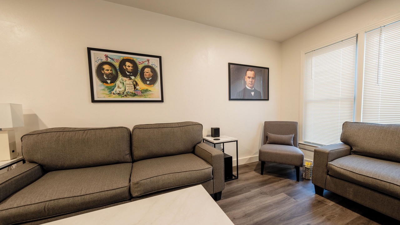 Photo of Livingroom in Norman