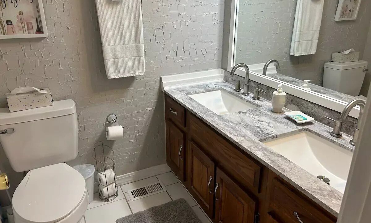 Photo of Bathroom in Broken Arrow
