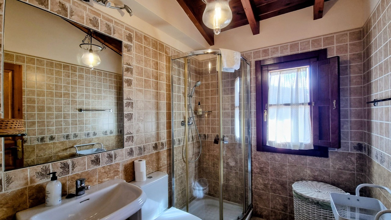 Photo of Bathroom in Prado