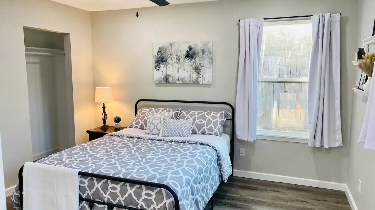 Photo of Bedroom in Liberty