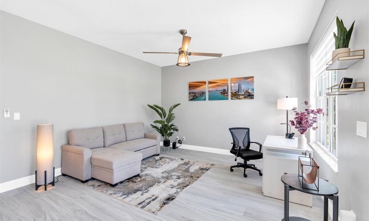 Photo of Livingroom in Fort Myers
