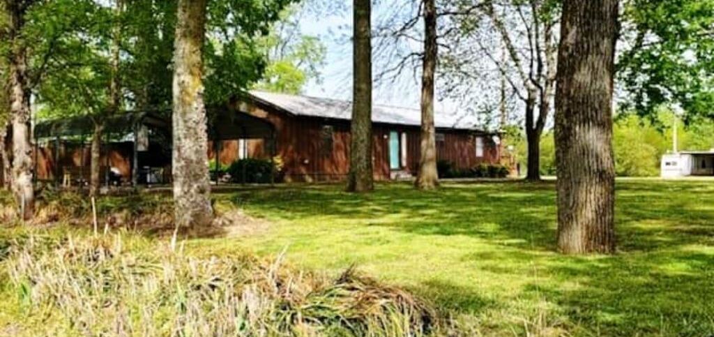 Photo of Outdoor in Beech Grove