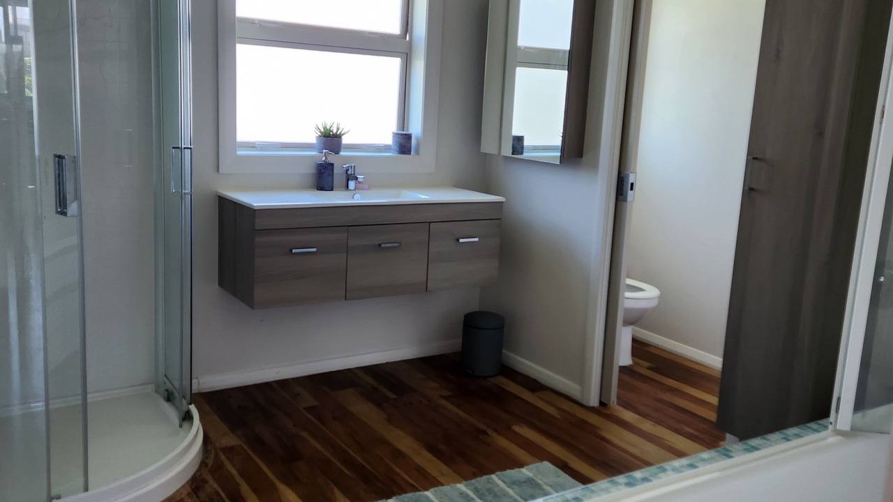 Photo of Bathroom in Waitarere Beach