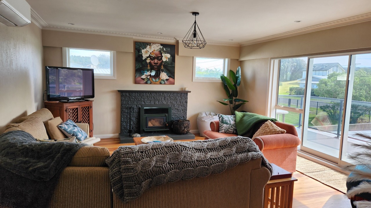 Photo of Livingroom in Waitarere Beach
