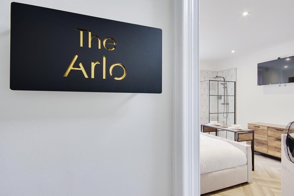 Photo of Others in Westbourne