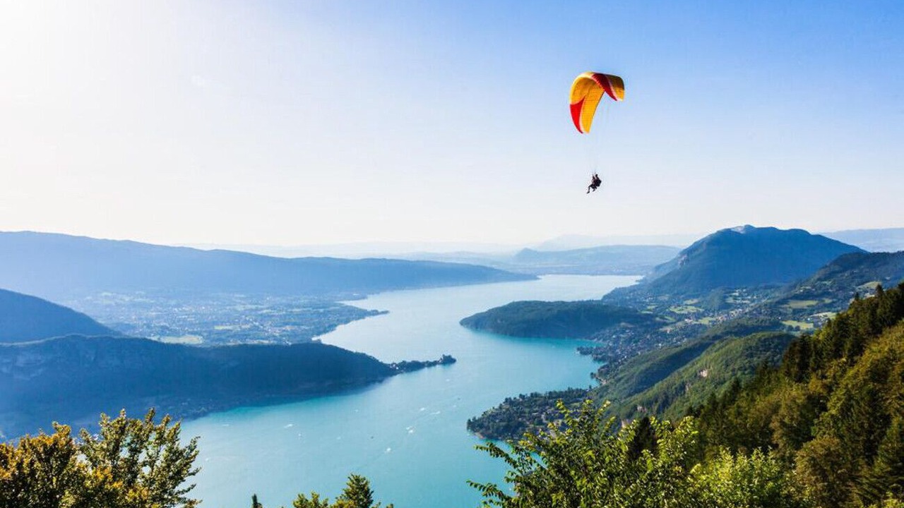 Photo of Others in Annecy