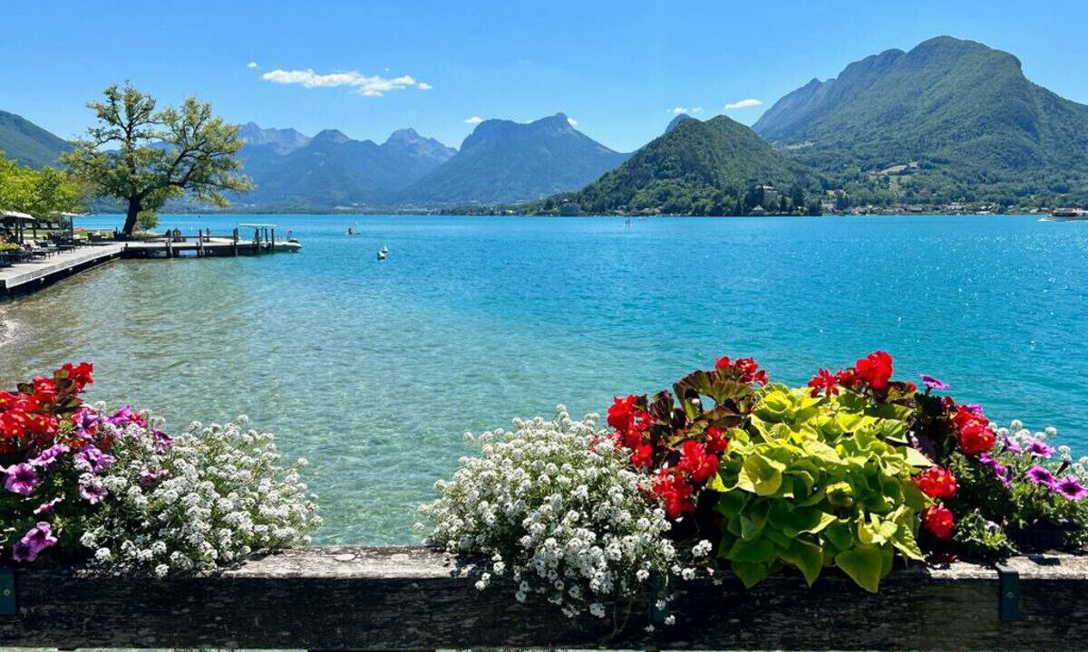 Photo of Others in Annecy