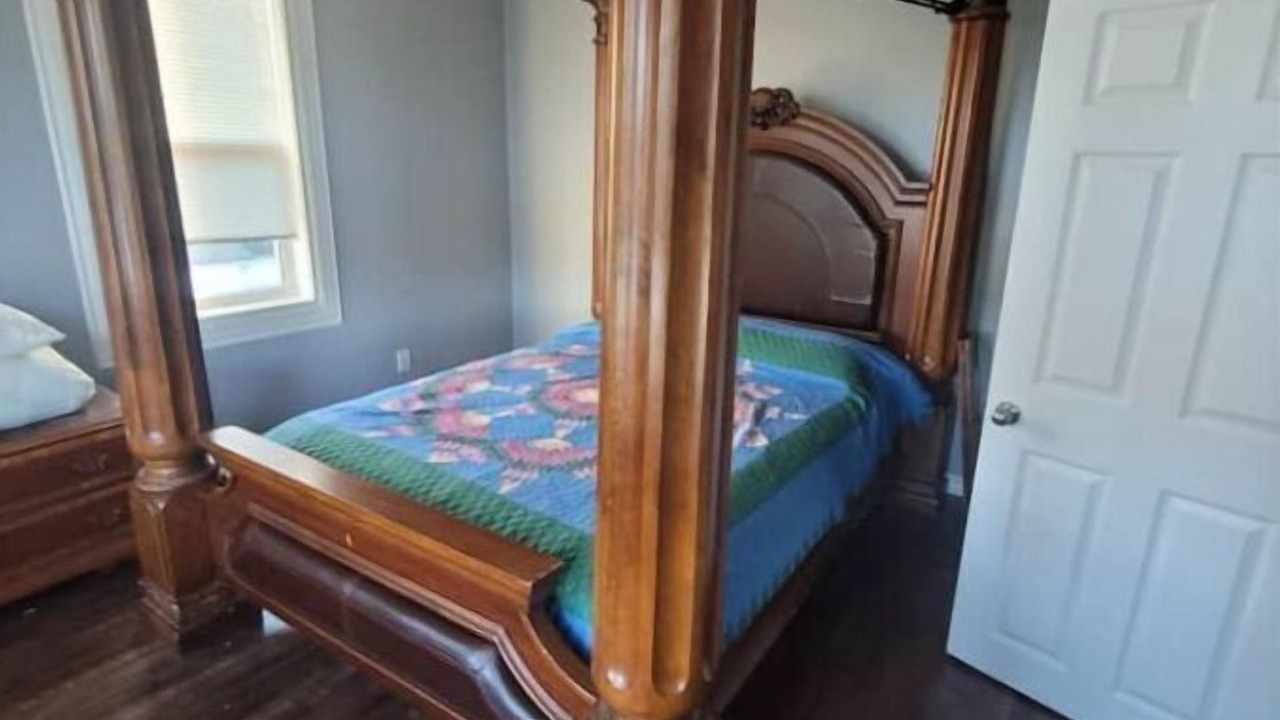 Photo of Bedroom in Dunnville