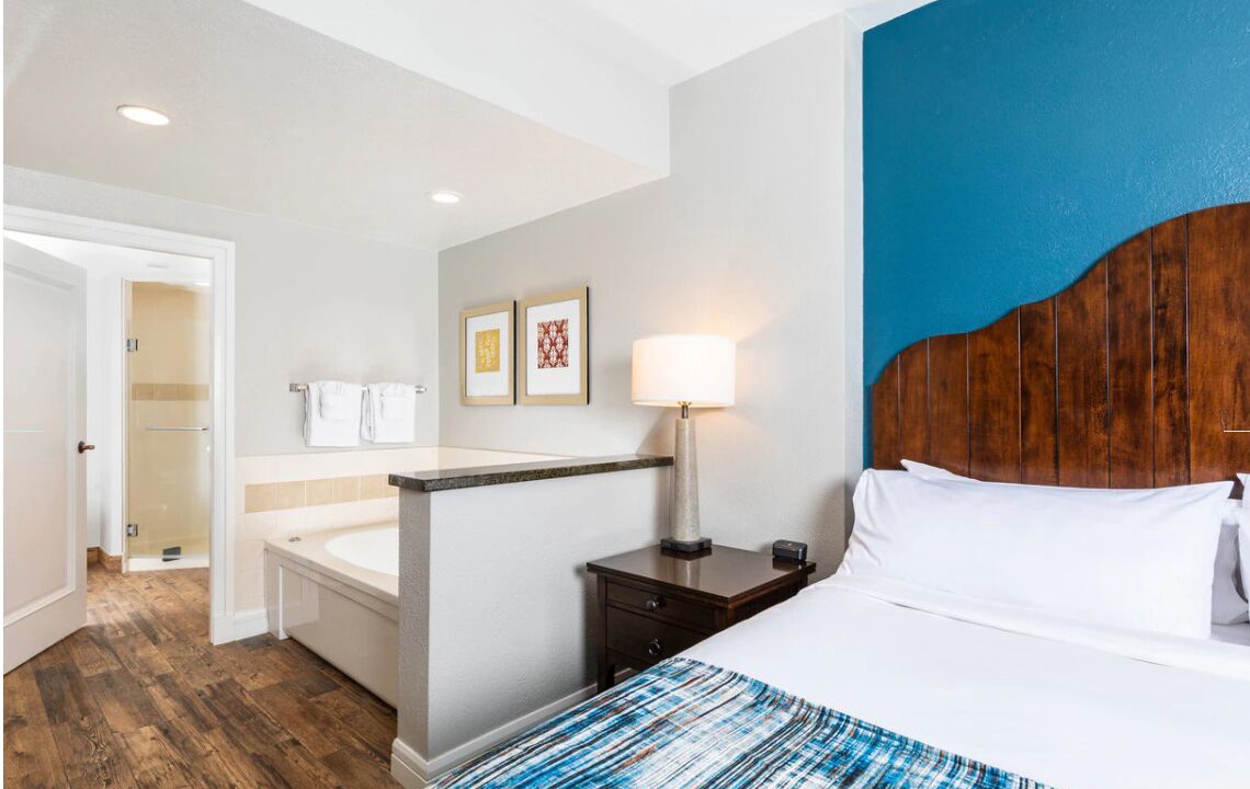 Photo of Bedroom in Lakeside Park