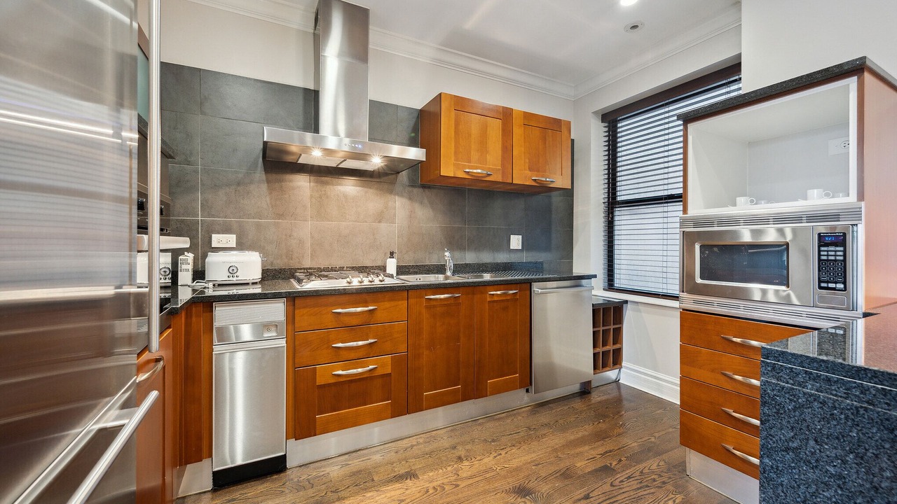Photo of Kitchen in Streeterville