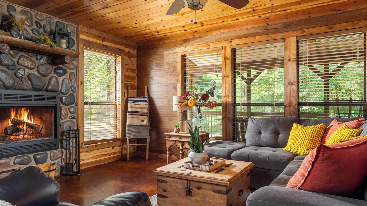 Photo of Bedroom in Hochatown