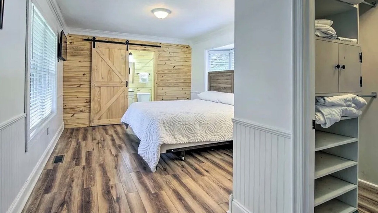 Photo of Bedroom in Gatlinburg