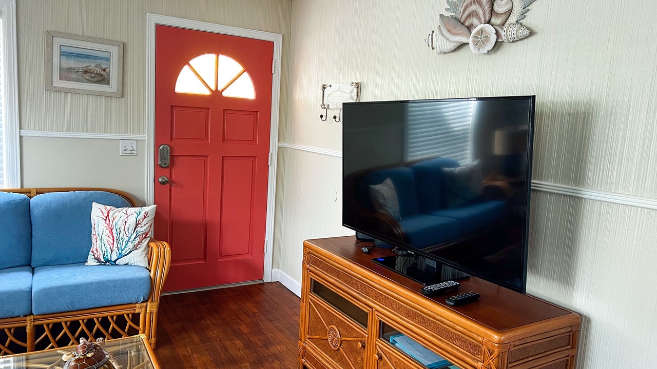 Photo of Livingroom in Treasure Island