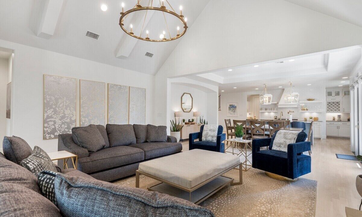 Photo of Livingroom in Tulsa