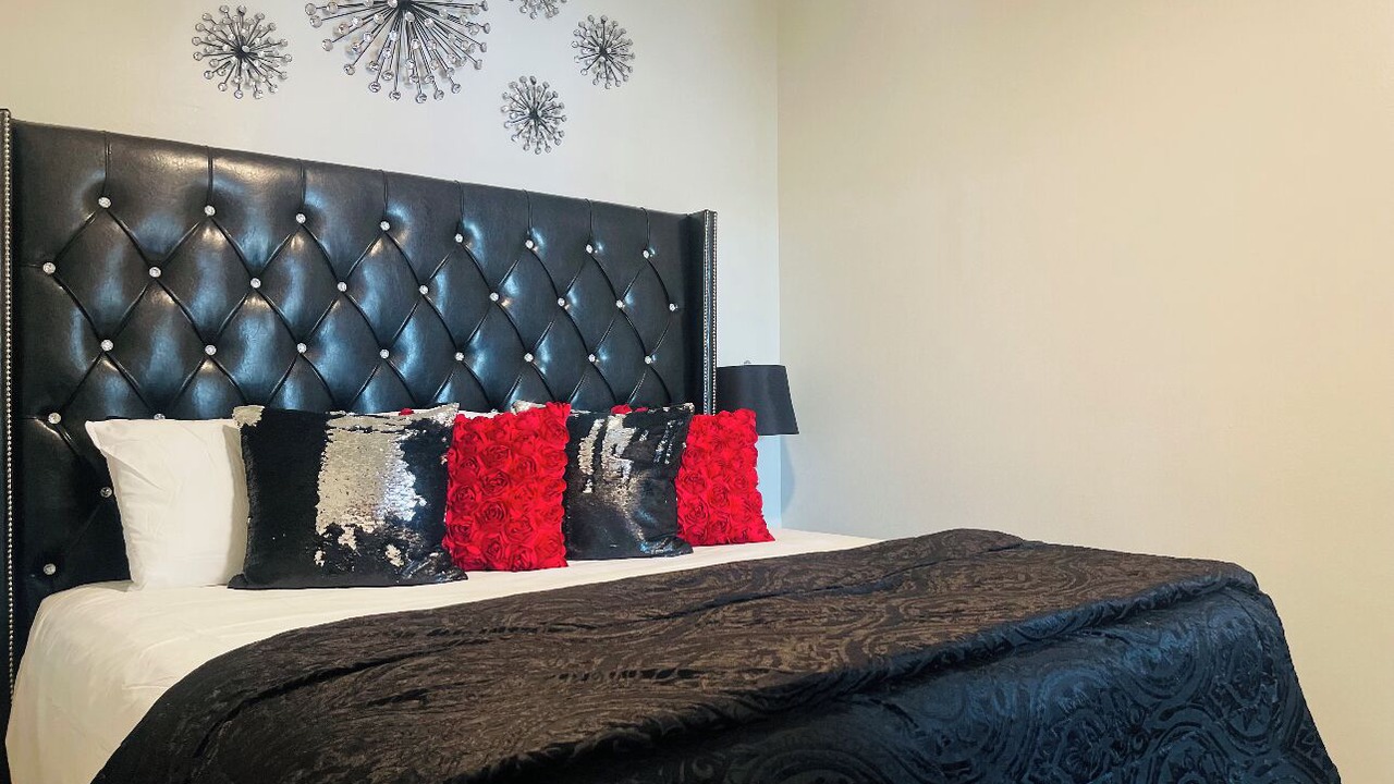 Photo of Bedroom in Deep Ellum