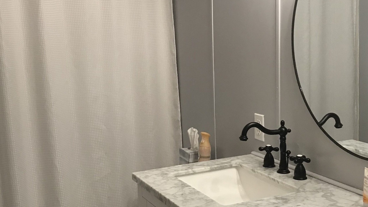 Photo of Bathroom in Broaddus