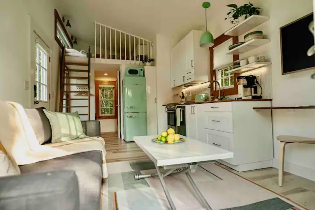 Photo of Livingroom in Brownsville