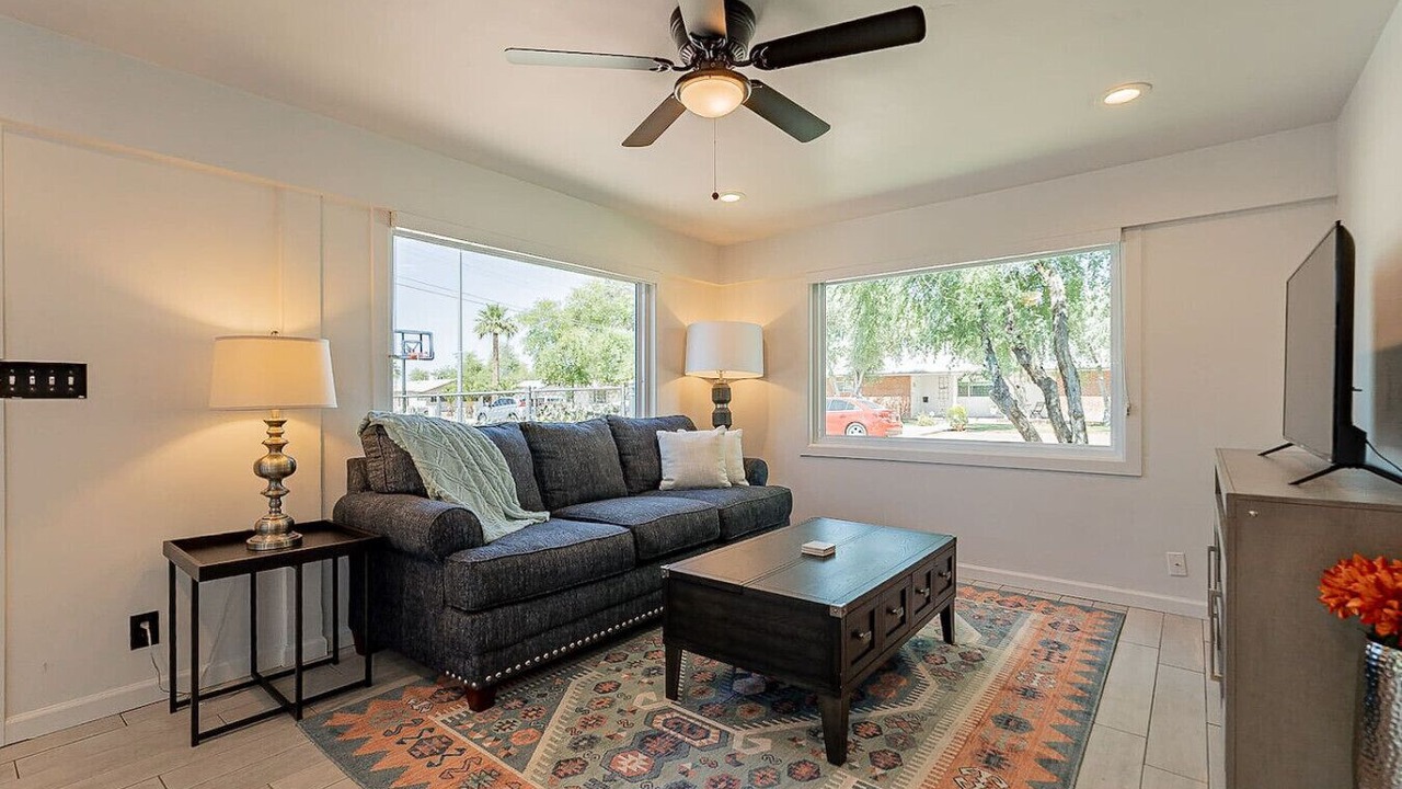 Photo of Livingroom in Chandler