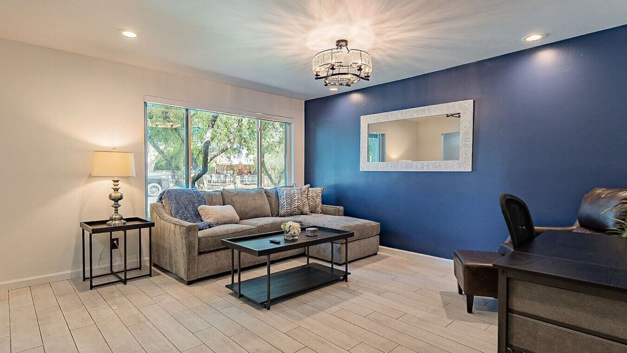 Photo of Livingroom in Chandler