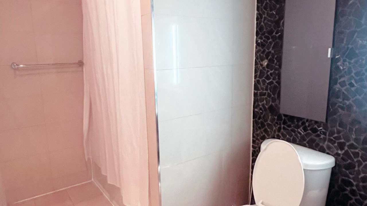 Photo of Bathroom in Port Morris