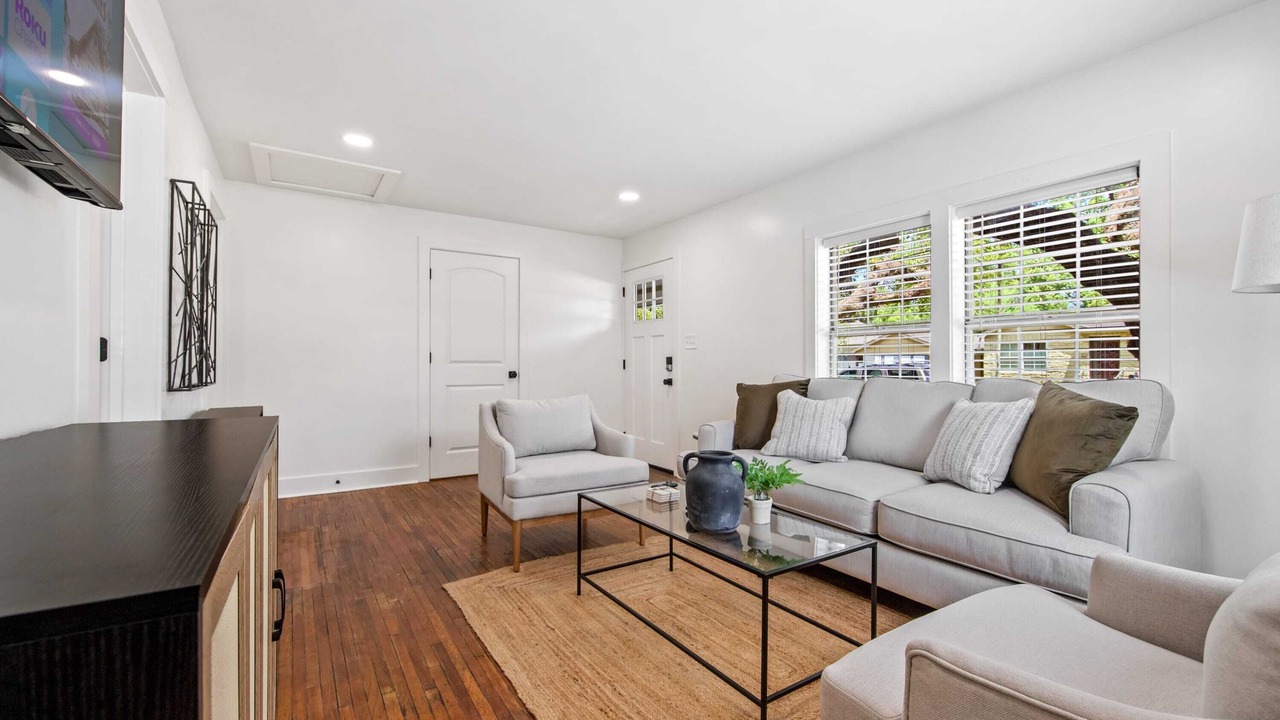Photo of Livingroom in Lafayette