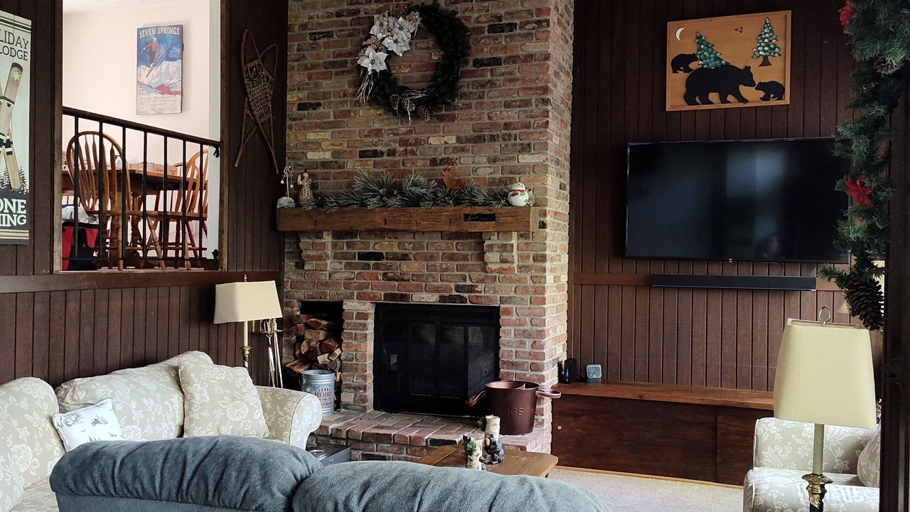 Photo of Bedroom in Seven Springs
