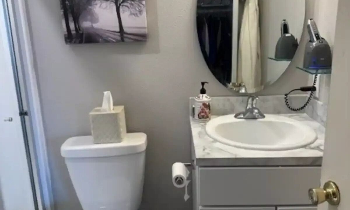 Photo of Bathroom in Salinas