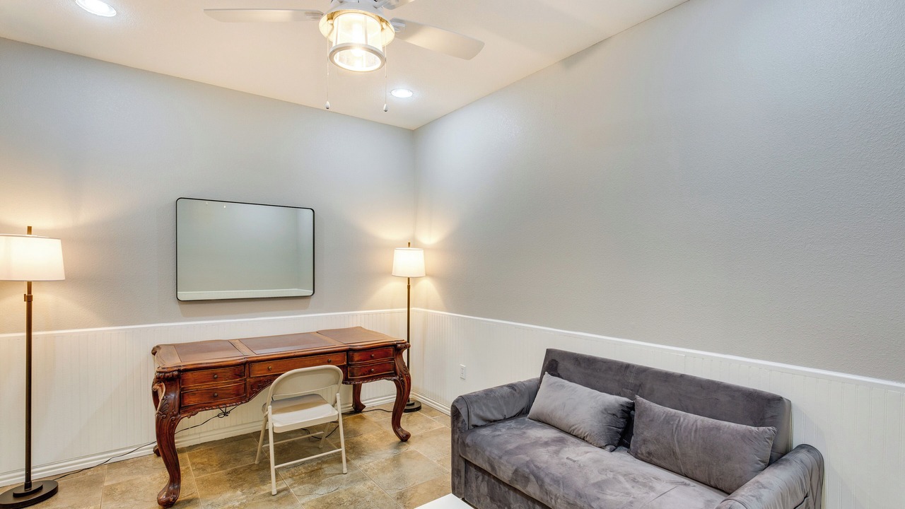 Photo of Livingroom in Wills Point